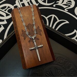 Women's Chrome Hearts Gothic Dagger Cross Silver Necklace for Streetwear